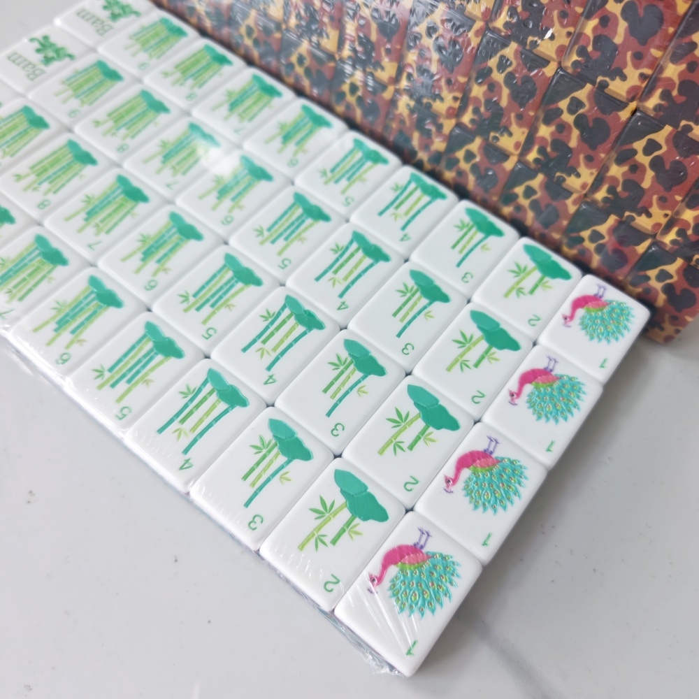 Leopard Print Acrylic Luxury M - Board Game Print review and price